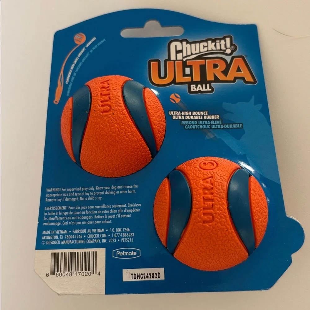 NWT Chuckit! Ultra Balls Two Sets of Two Compatible w/Small Chuckit! Launchers